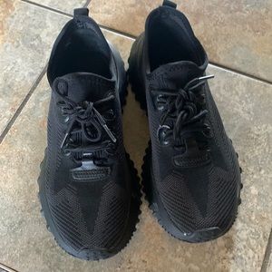 Black runners
